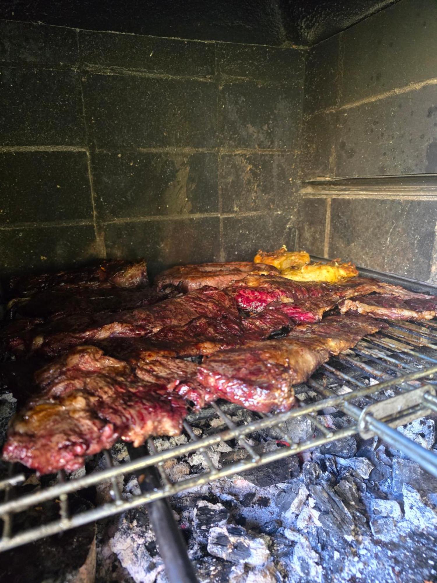 Complex Rural Can Caubet بيرغا المظهر الخارجي الصورة